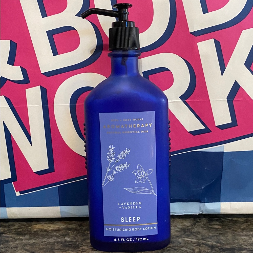 Bath & Body Works  Sleep Lavender+Vanilla
